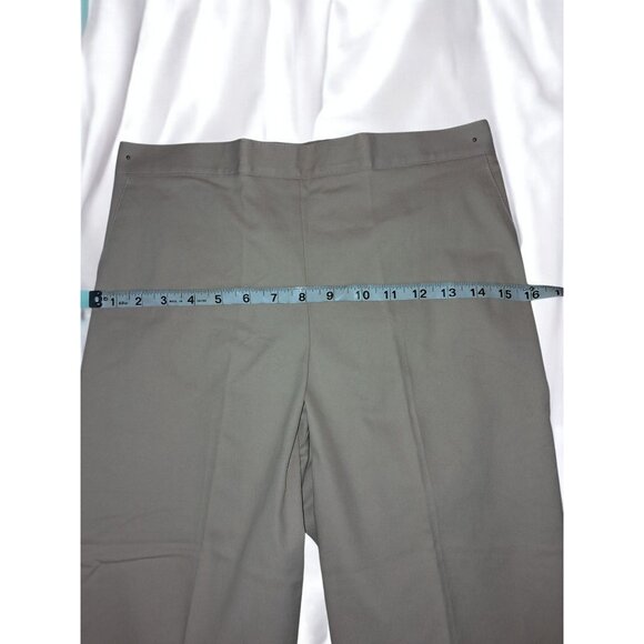 Alfred Dunner Tan Classic Fit Size 6P Capri Pant - Picture 9 of 11